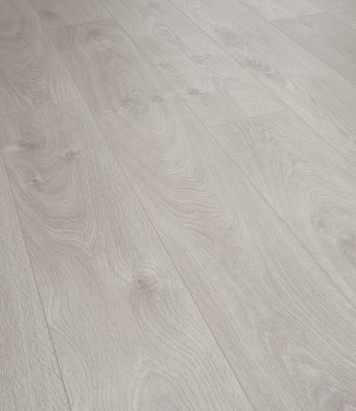 Swiss Noblesse D4202 WG Laminat Interlaken Eiche 8mm Paket 2,131 m2 Swiss Noblesse D4202 WG Laminat Interlaken Eiche 8mm Paket 2,131 m2